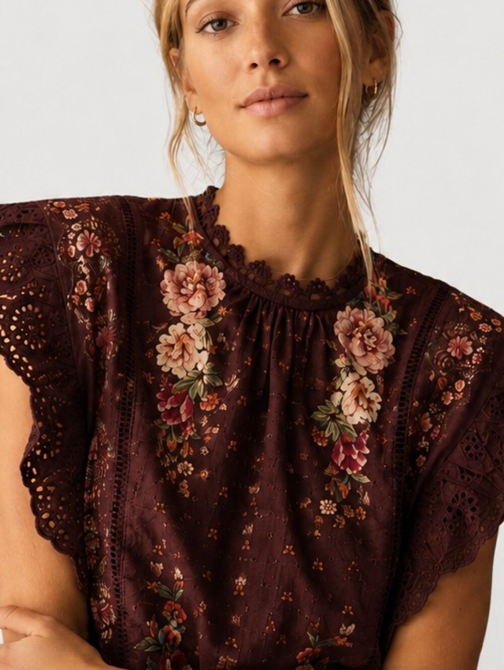NWT Farm Rio x Anthropologie Flutter Sleeve High Neck Floral Blouse Small - Picture 3 of 10